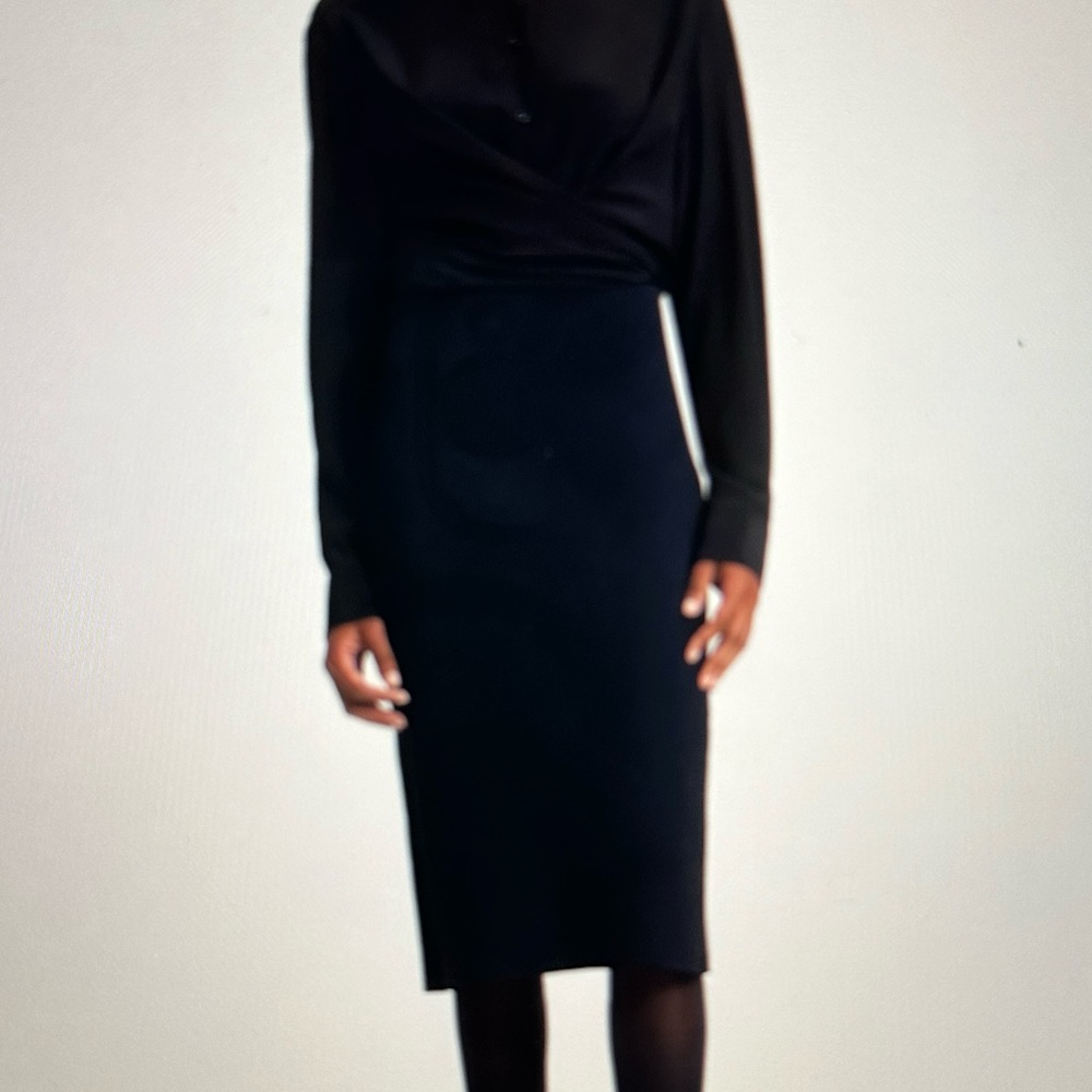 Define crepe knit pencil skirt